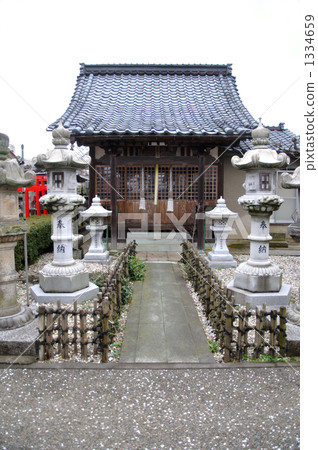 三國蒙大拿步行/ Kumoji寺廟 三國蒙大拿步行/ Kumoji寺廟 1334659