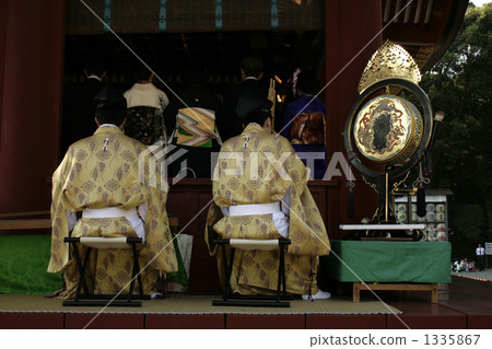 japanese court music, performer, drum 1335867