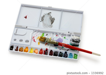 Watercolor palette and writing brush 1336992