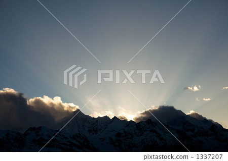 Umesato snowy mountain image Umesato snowy mountain image 1337207