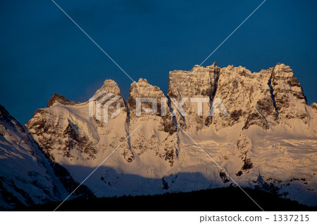 Umesato snowy mountain image Umesato snowy mountain image 1337215