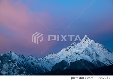 Umesato snowy mountain image Umesato snowy mountain image 1337217