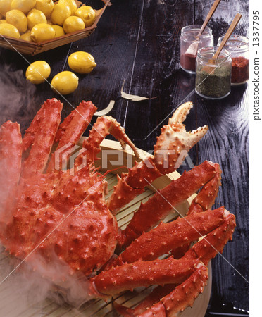 Boiled crab-bug 1337795