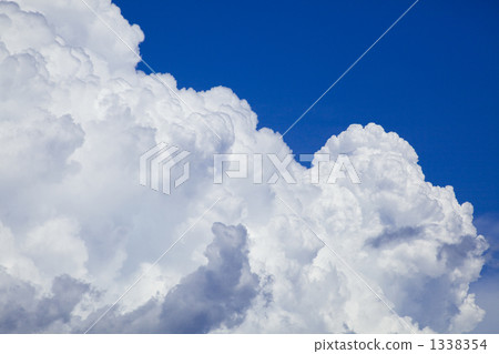 亞馬遜河流域地區的雲 亞馬遜河流域地區的雲 1338354