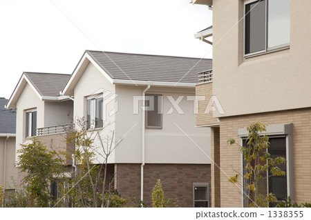 A house A house 1338355