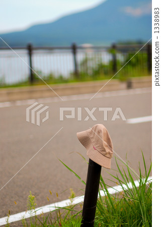 road, cap, hat 1338983