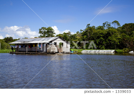 Manaus flooded house Manaus flooded house 1339033