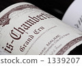 Wine bottle 1339207