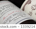 Wine bottle 1339214