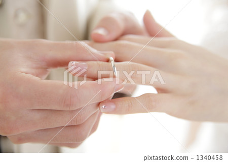 情侶 婚禮 交換戒指 1340458