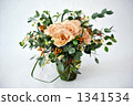 flower arrangement  1341534