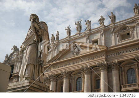 Saints of St. Peter's Basilica Saints of St. Peter's Basilica 1343735
