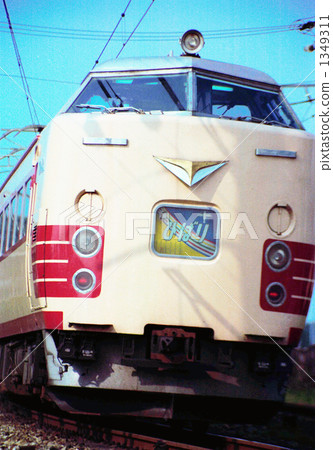 Limited Express Hibari running in the Tohoku Main Line 1349311