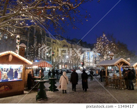 illuminated, illumination, illuminations 1349417