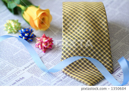 Ties and ribbons Ⅲ 1350684