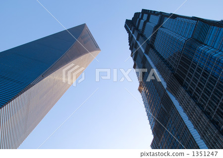 Shanghai World Financial Center and Kanamo Massage 1351247