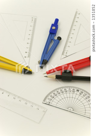 指南針 指南針 1351852