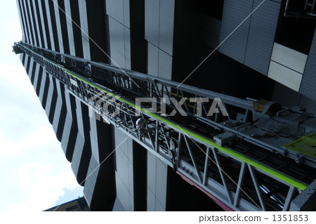 梯子車斗（3） 1351853