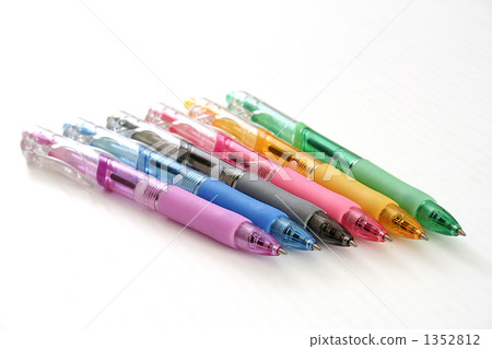 ball pen, ball-point, ballpen 1352812