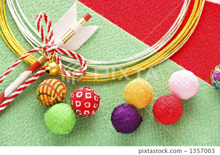 Demagnany和新年的配飾 1357003