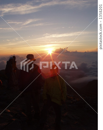 崇拜Komagatake山脈 崇拜Komagatake山脈 1358201