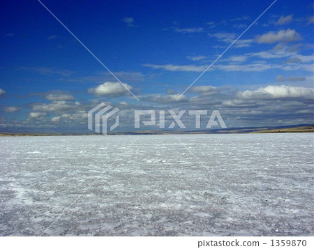 Salt Lake Tuzhu Lake 1359870