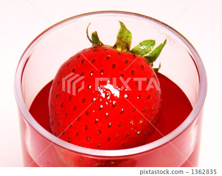 strawberries, strawberry, pastry 1362835