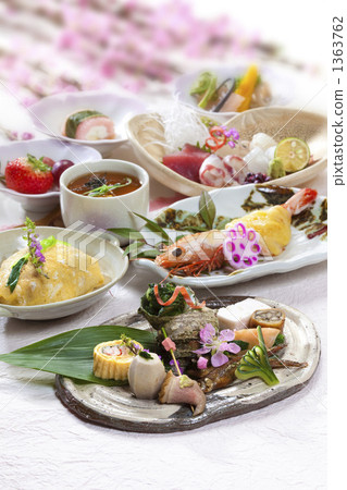 Spring kaiseki cuisine Spring kaiseki cuisine 1363762