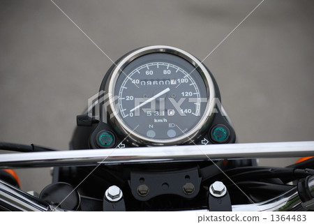 摩托車車速表的照片 1364483