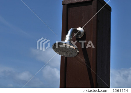 Beach shower Beach shower 1365554