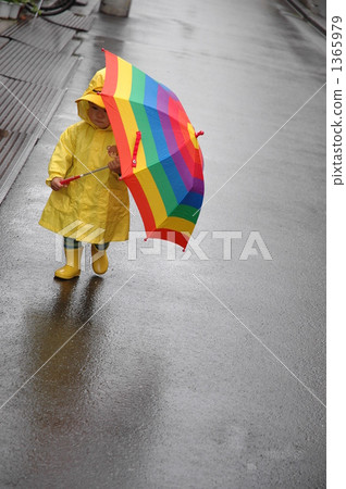 Walk on a rainy day 1365979