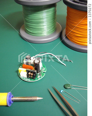 Electronic work 2 Electronic work 2 1370272