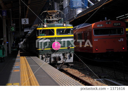 twilight express, electric engine, electric train 1371616