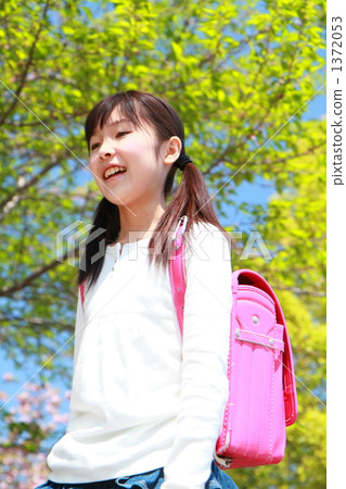 小學生上學 1372053