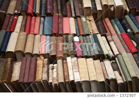 Secondhand book 1372307