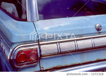 Old wagon rear style 1372326