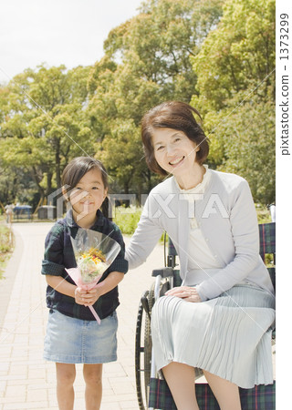 senior, grandchild, grandchildren 1373299