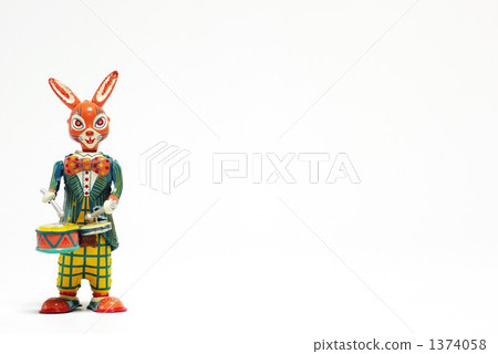 A rabbit striking a drum 1374058
