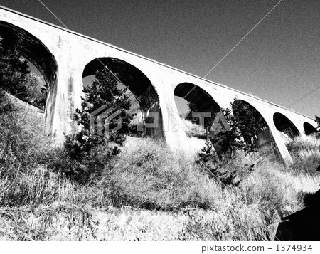 Former Toi Line 1374934