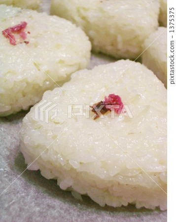 Sakura rice balls 1375375