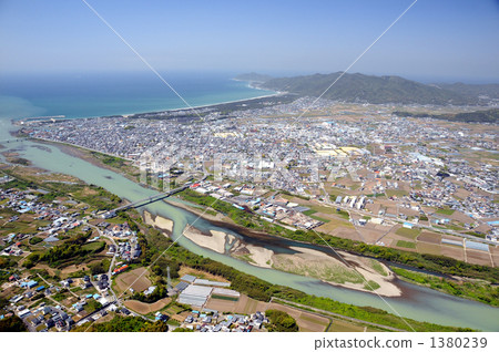 美濱町和歌山縣的航拍照片 美濱町和歌山縣的航拍照片 1380239