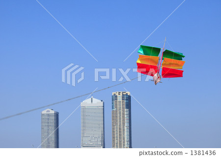 Sailing boat kite flying and building group Sailing boat kite flying and building group 1381436