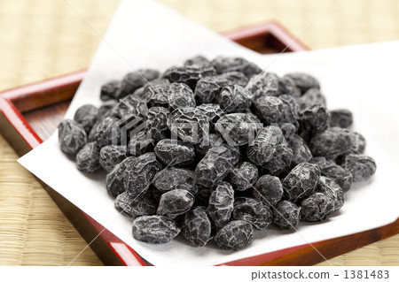 Sweet beans Sweet beans 1381483