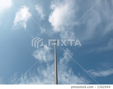 Hoisting pole 1382044