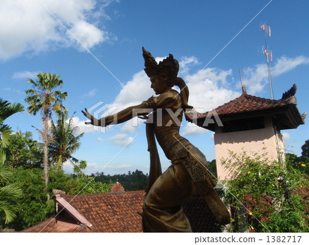 The statue of Bali dancer The statue of Bali dancer 1382717