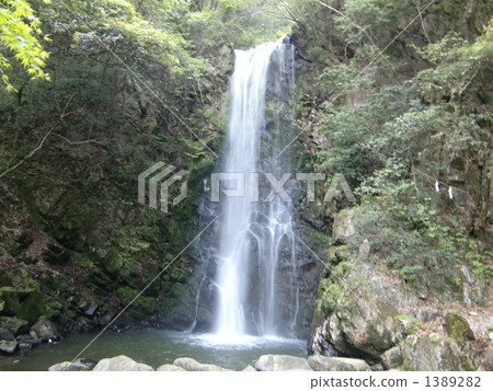 Ryugin瀑布 1389282