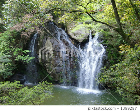 Ryugin瀑布 1389287