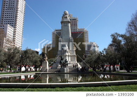 Statue of the tower and Don Quixote standing at the Spanish square 1393100