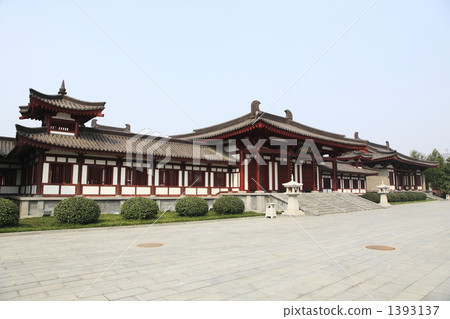 The Great Mercantice Buddha Genkisanzoin 1393137