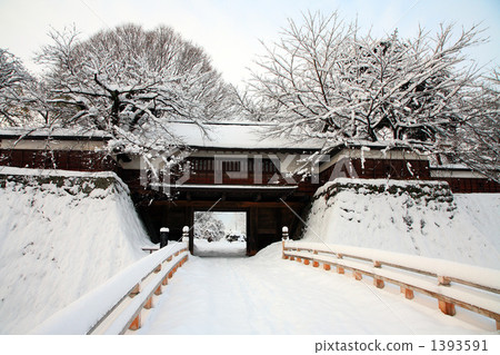 高島城堡海角植物門在冬天 高島城堡海角植物門在冬天 1393591